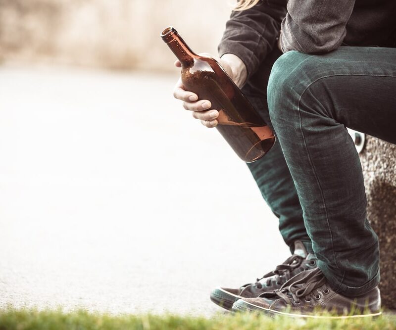 The Link Between Early Drinking Age and Risk of Alcoholism